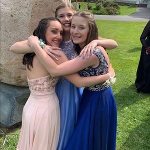 Meet your Posher, Emma